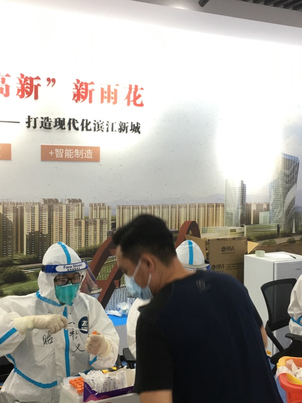 王积义:人在南京扬州抗疫同时牵挂家乡90多岁的患者