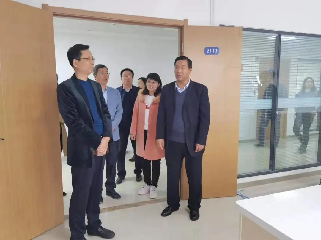 淮安市人社局领导视察人力资源服务业