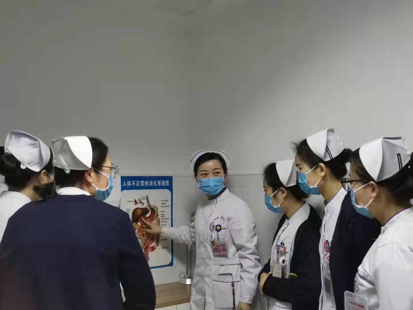 坚守为民初心 彰显党员本色