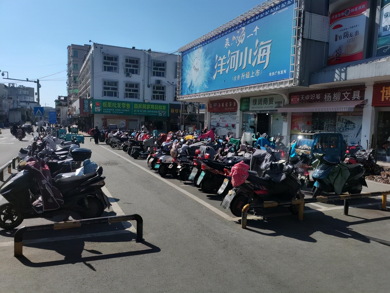 我为群众办实事|小市场 大民生 守好百姓的“菜篮子”