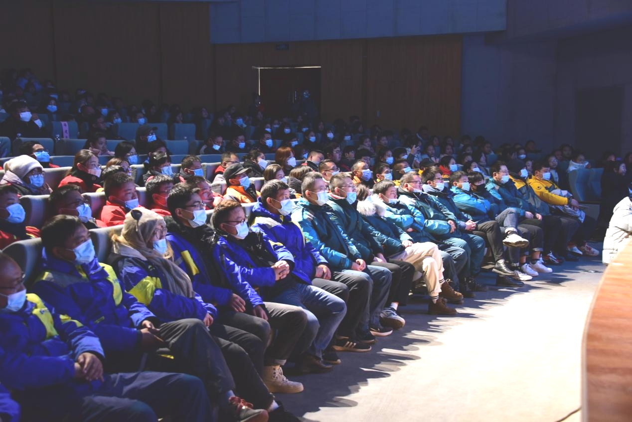 淮安市首部音乐剧《快递情缘》公演