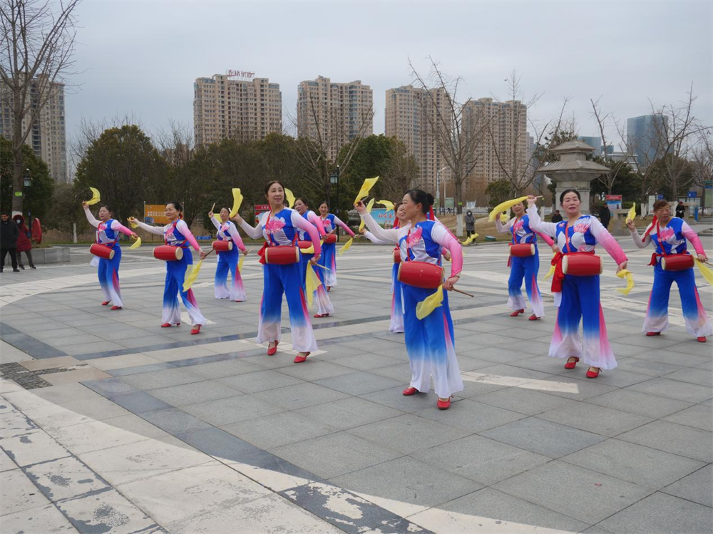 冬训形式接地气 欢天喜地闹元宵