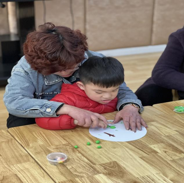 多一片绿叶,多一分温馨