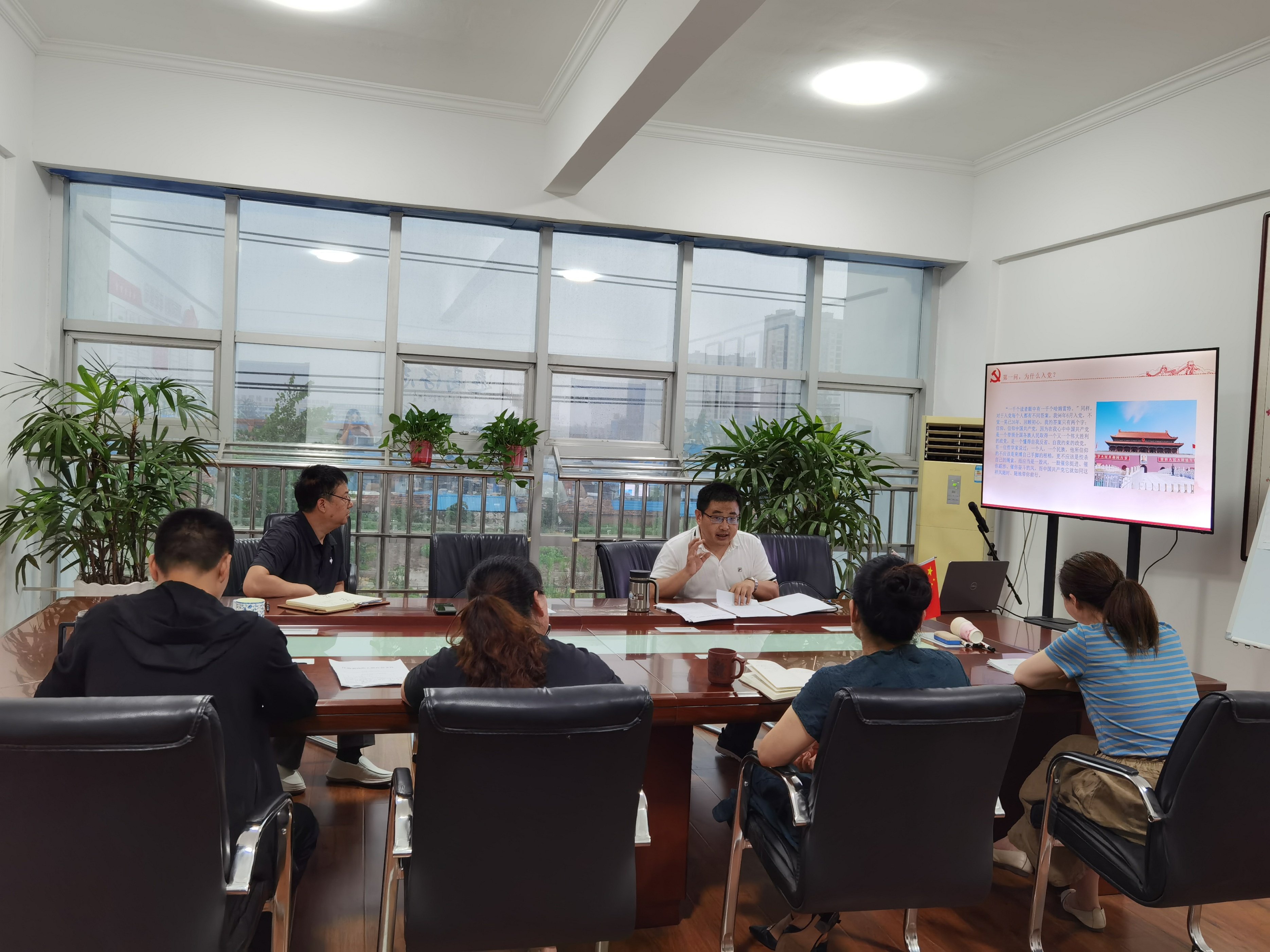 为民解忧,要落实在一件一件实事上