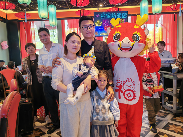 d857433d3fcea910e9f27d86531f8a3.jpg